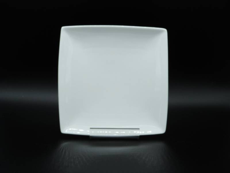Assiette carrée Yong 23 cm